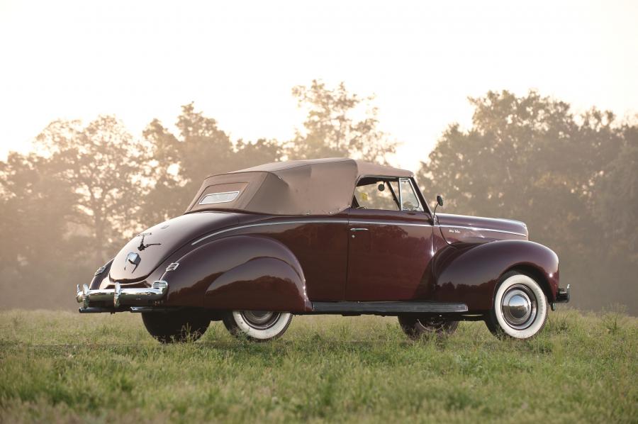  Ford DeLuxe Convertible Coupe 1940 года  (фото 23 из 80)